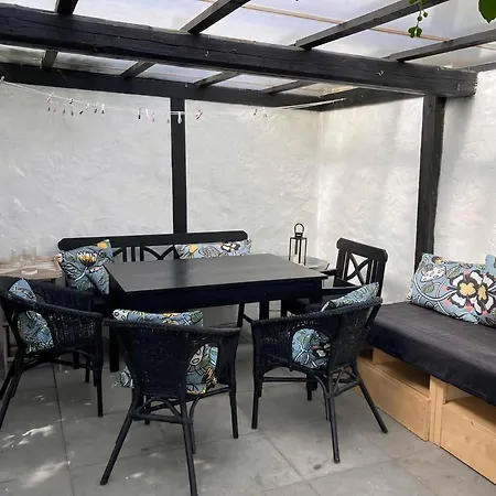 Feriehus Family-friendly In Quiet Neighbourhood