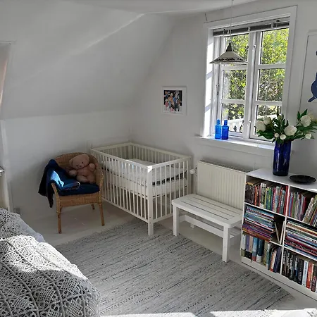Family-friendly In Quiet Neighbourhood Feriehus *
